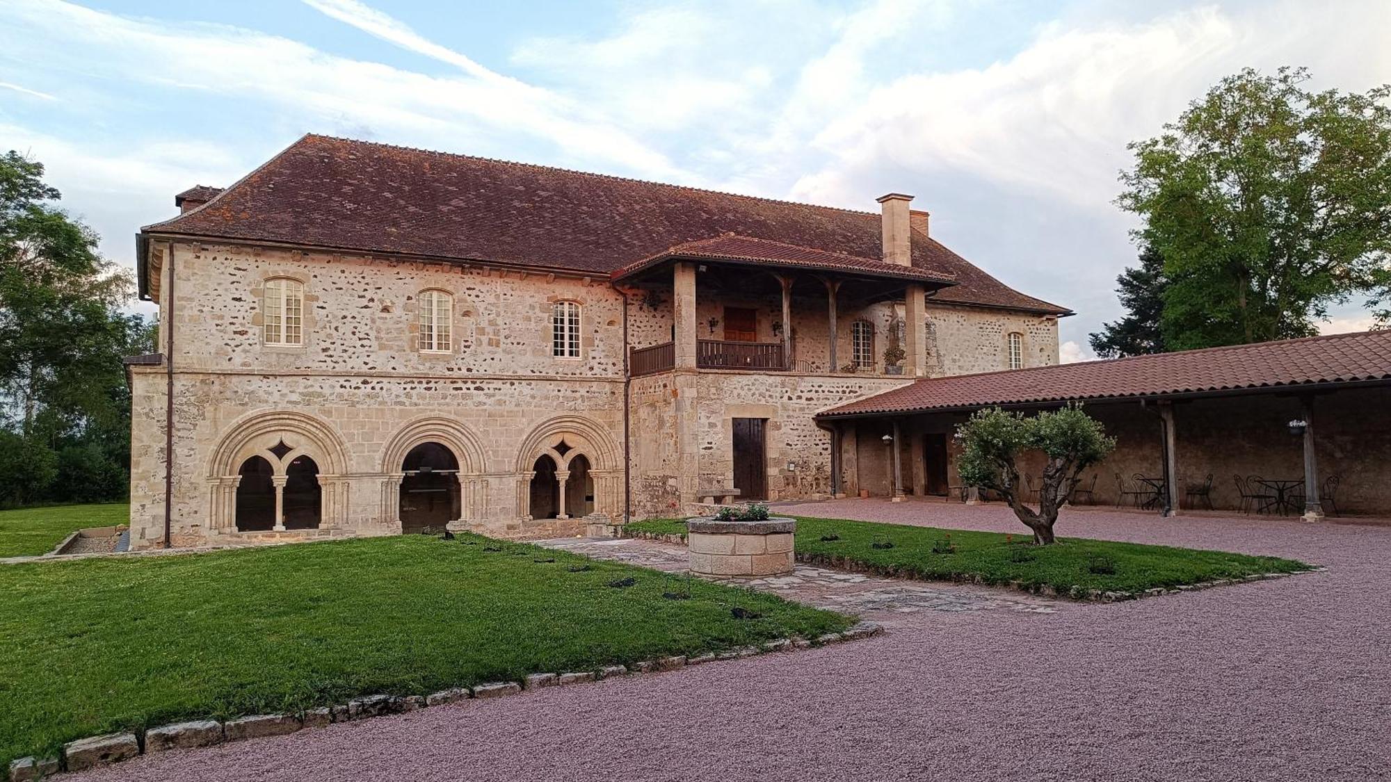 Abbaye Saint Gilbert Bed and Breakfast Εξωτερικό φωτογραφία